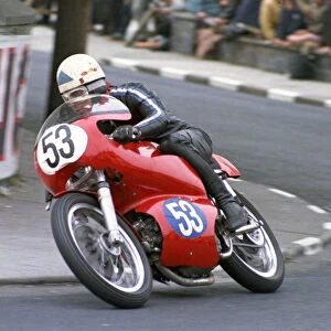 Jim Curry (Aermacchi) 1968 Junior TT