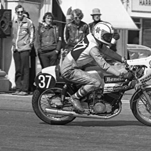 Jim Wells (Benelli) 1975 Production TT