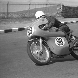 Jimmy Guthrie jnr (Norton) 1963 Senior Manx Grand Prix
