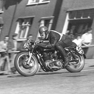 Jimmy Morton (AJS) 1958 Junior Manx Grand Prix