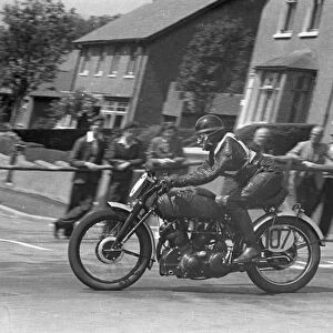 Joe Finch on Bray Hill: 1953 Clubman 1000 TT