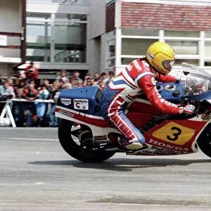 Joey Dunlop (Honda) 1984 Senior TT