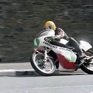 Joey Dunlop (Yamaha) 1979 Junior TT