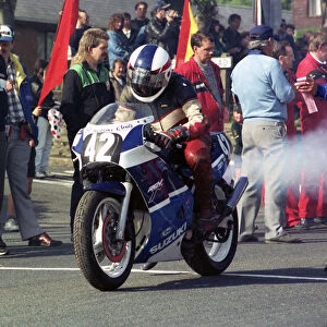 John Donnan (Suzuki) 1990 Lightweight 400 TT
