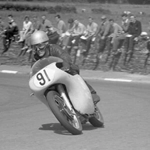 John Farnsworth at Sulby Bridge: 1961 Junior TT