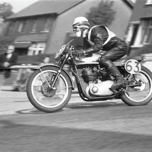 John Goldsmith (BSA) 1959 Junior Manx Grand Prix