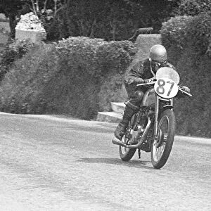 John Harrowell (LEF) 1950 Lightweight TT