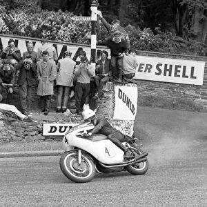 John Hartle (Gilera) and Mike Hailwood (MV) 1963 Senior TT