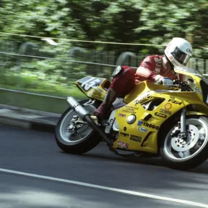 Johnny Rea (Yamaha) 1993 Supersport 400 TT