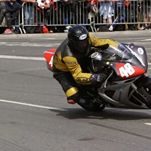 Julian Bull (Yamaha) 2004 Production 1000 TT