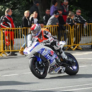 Julien Tonuitti (Yamaha) 2014 Junior Manx Grand Prix