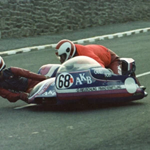 Karl-Heinz Plaschke & Waldemar Jager (Yamaha) 1980 Sidecar TT