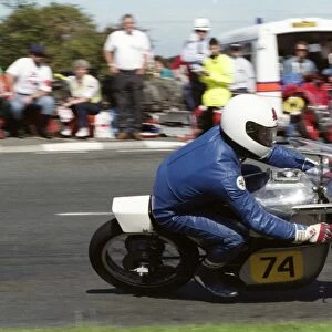 Keith Dixon (Seeley) 1993 Senior Classic Manx Grand Prix