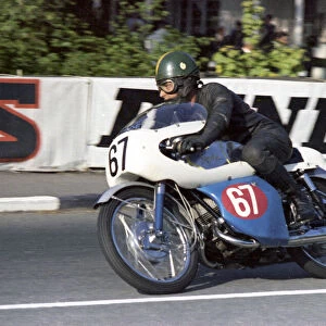 Kel Carruthers (Suzuki) 1967 Production 250 TT