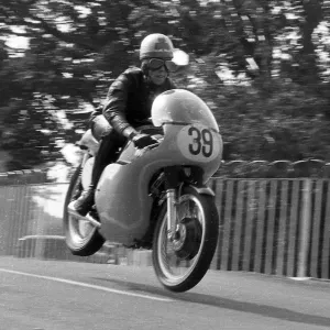 Ken Adger Matchless 1963 Senior Manx Grand Prix Practice Ken Adger Matchless 1963 Senior Manx Grand Prix Practice