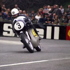 Ken Huggett (Norton) 1968 Senior Manx Grand Prix