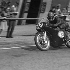 Ken James (AJS) 1959 Junior TT