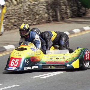 Ken Tomlinson & Andy King (Honda) 1998 Sidecar TT