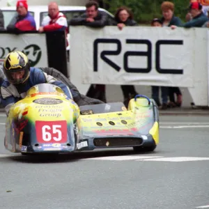 Ken Tomlinson & Andy King (Ireson Yamaha) 1998 Sidecar TT