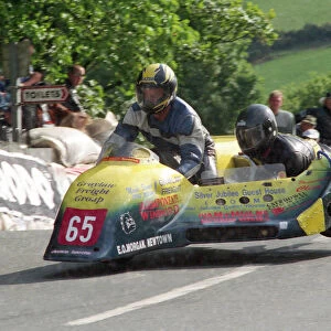 Ken Tomlinson & Stuart Castles (Ireson Yamaha) 1998 Sidecar TT