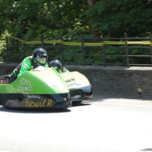 Kenny Howles & Doug Jewell (MR Equipe Suzuki) 2008 Sidecar TT