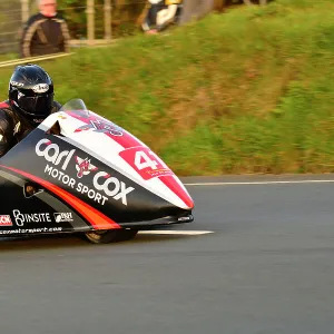 Kiwi Colin Buckley & Robin Shorter Carl Cox F2 2015 Sidecar TT