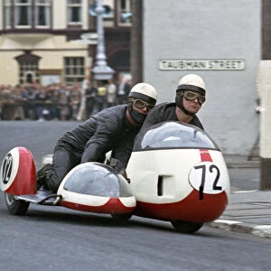 Klaus Enders & Ralf Englehardt (BMW) 1966 Sidecar TT