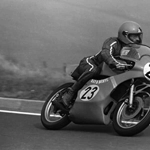 Larry Devlin (Bowring Yamaha) 1981 Senior Manx Grand Prix