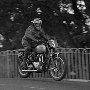 Leo Starr Triumph 1949 Senior Clubman TT Practice