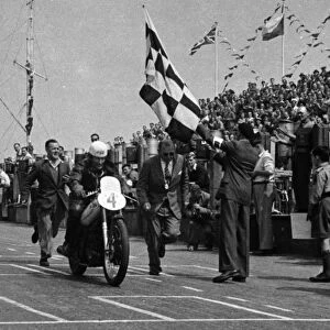 Les Graham (AJS) 1949 Senior TT