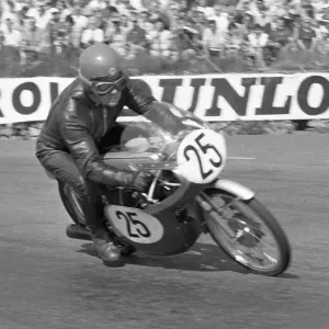 Les Griffiths Honda 1966 50cc TT Les Griffiths Honda 1966 50cc TT