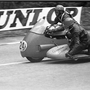 Les Wells & Tony Cook (Norton) 1961 Sidecar TT