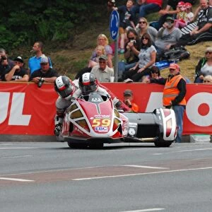 Lewis Blackstock & Patrick Rosney (Suzuki LCR) 2016 Sidecar 2 TT
