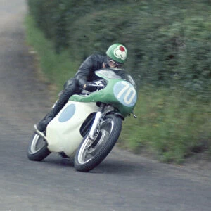 Lindsay Porter (Norton) 1968 Junior Manx Grand Prix