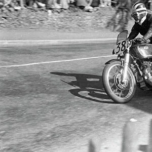 Bill Lomas (AJS) at Quarter Bridge, 1952 Junior TT