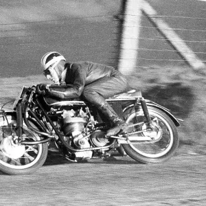 Bill Lomas (Earles Velocette) at Windy Corner, practicing for the 1952 Lightweight TT Bill Lomas (Earles Velocette) at Windy Corner, practicing for the 1952 Lightweight TT