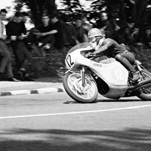 Luigi Taveri (Honda) 1964 Lightweight TT