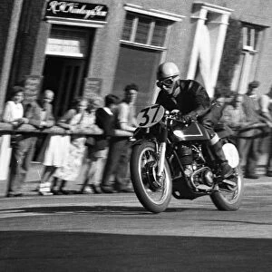 M Wassell (AJS) 1957 Junior Manx Grand Prix