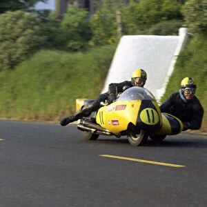 Mac Hobson & John Hartridge (BSA) 1971 750cc Sidecar TT