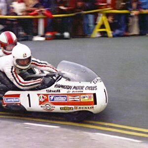 Mac Hobson & Stuart Collins (Yamaha) 1977 Sidecar TT