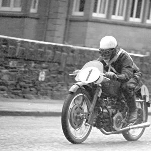 Bill Maddrick (Guzzi) 1955 Lightweight TT