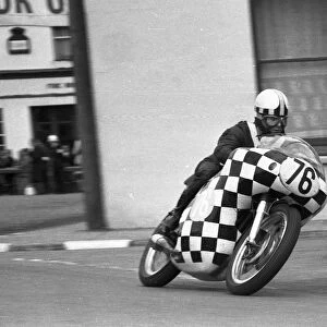 Malcolm McGarrity (Norton) 1963 Junior Manx Grand Prix