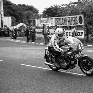 Malcolm Moffatt (Ducati) 1977 Formula One TT