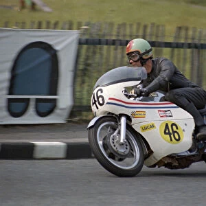 Malcolm Moffatt (Seeley) at Cruickshanks 1970 Senior TT