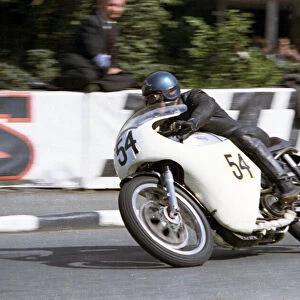 Malcolm Stanton (Norton) 1966 Junior TT