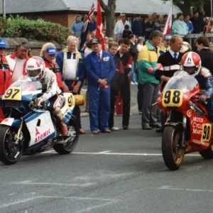 1989 Senior TT Print: Manfred Stengl on Suzuki, Tony Rutter on Ducati 1989 Senior TT Print: Manfred Stengl on Suzuki, Tony Rutter on Ducati
