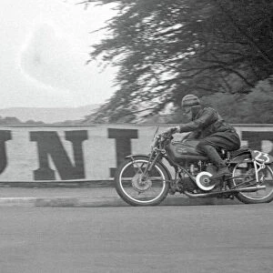 Manliff Barrington (Moto Guzzi): 1947 Lightweight TT
