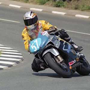 Mark Gardiner (Yamaha) 2002 Junior TT