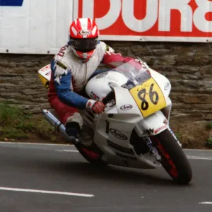 Mark Robinson (Honda) 1995 Junior TT