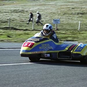 Martin Waters & Tim Jarvis (Molyneux Kawasaki) 1994 Sidecar TT